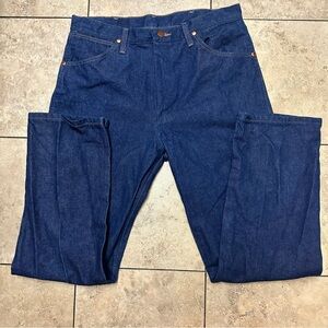 NWOTs  WRANGLER  Size 34x30  13 MWZ